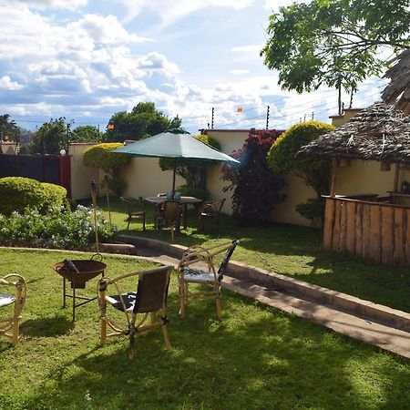 Stasumo House Arusha Bed & Breakfast Exterior photo