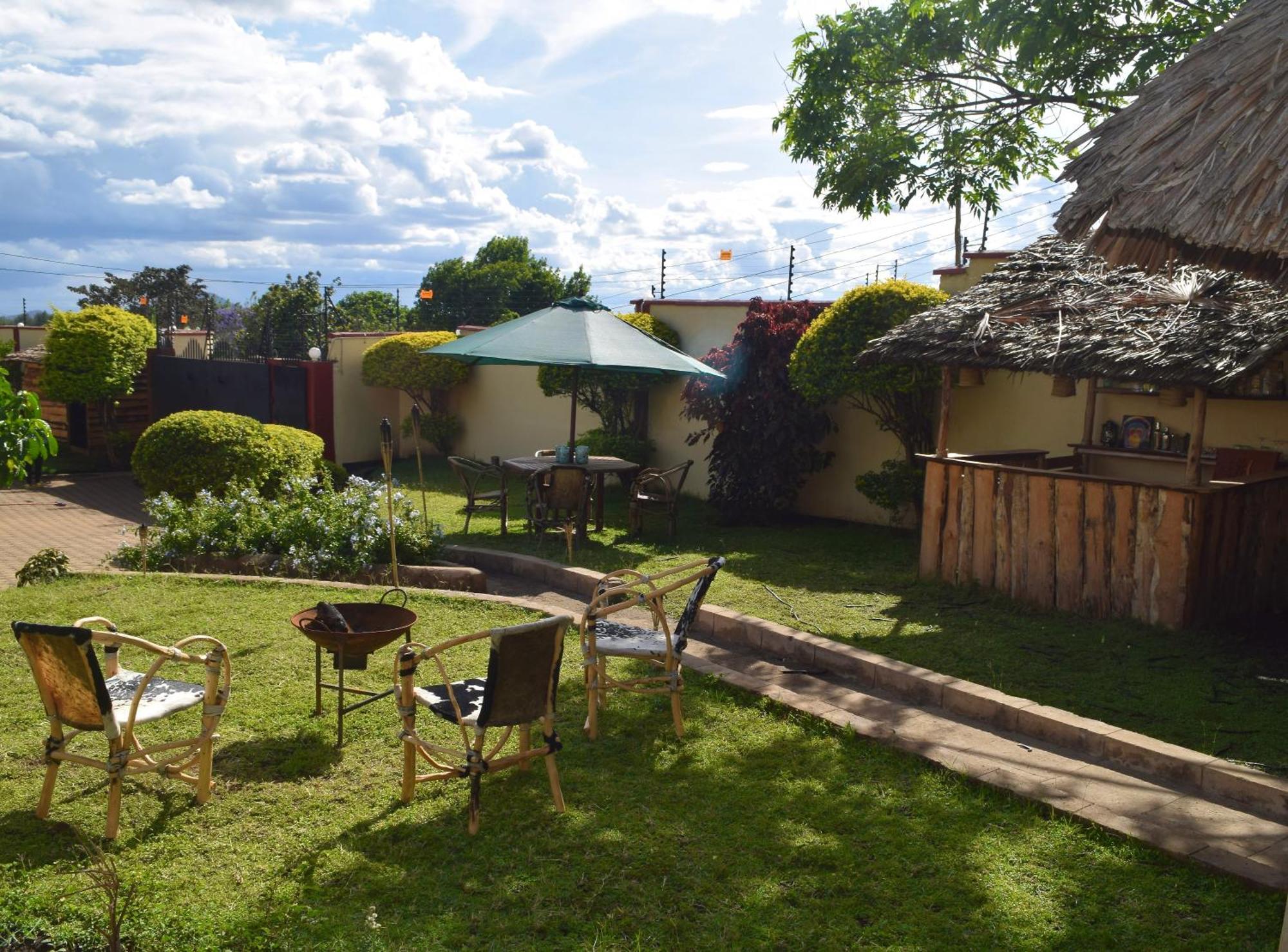 Stasumo House Arusha Bed & Breakfast Exterior photo